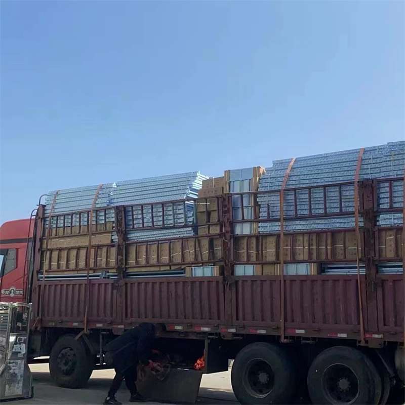 黑龙江哈尔滨香坊到新疆阿勒泰富蕴县物流公司，一站式服务